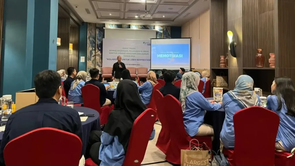 Fokus Jadi Trainer Profesional, Bukan MC